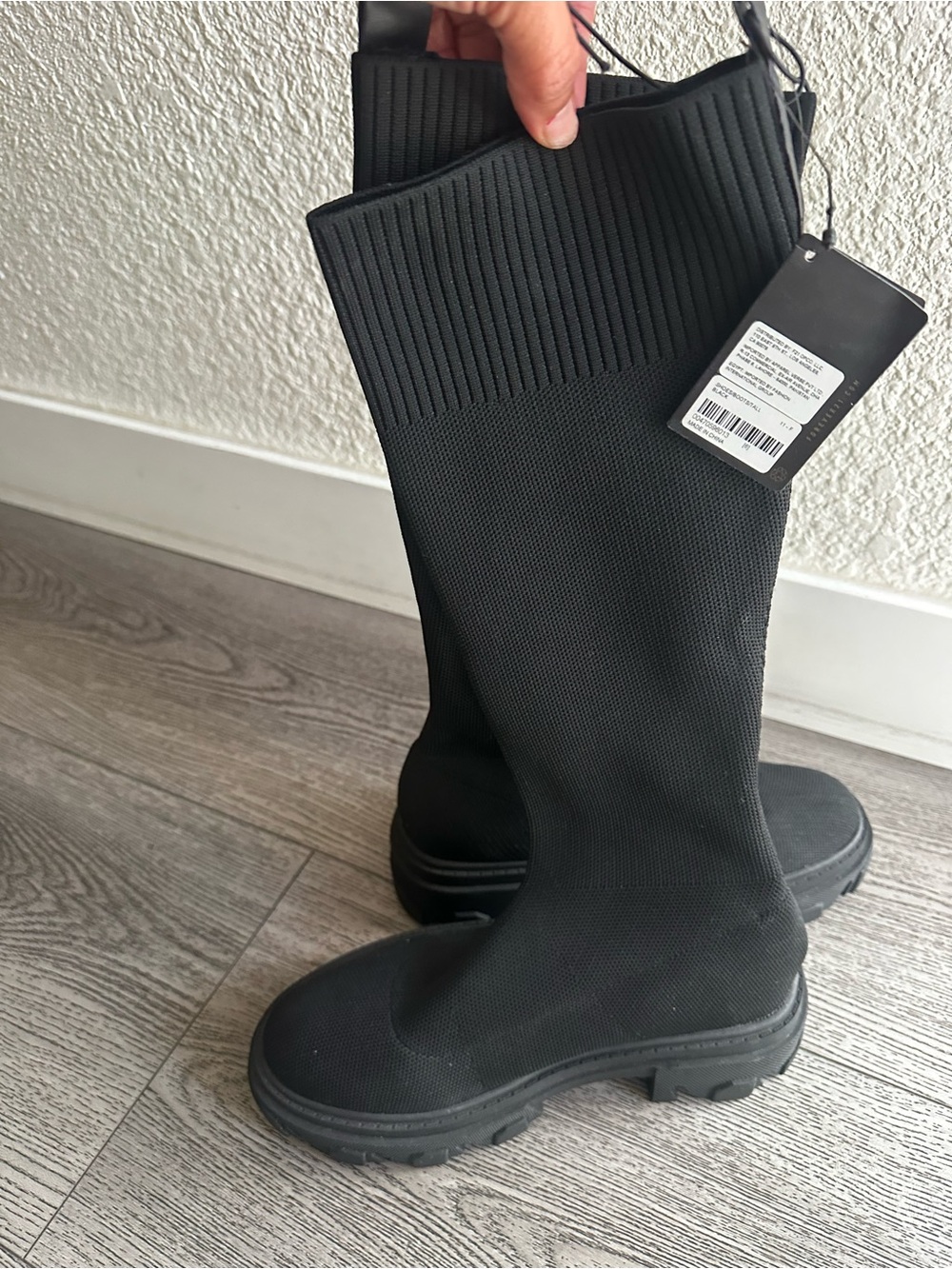 Forever 21 Black Knit Pull-On Platform Lug Boots